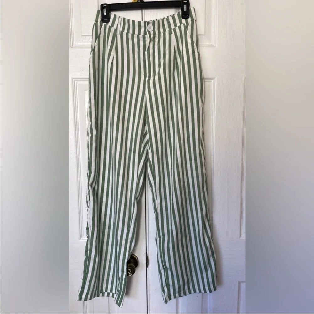 NWOT SHEIN Green and White Wide Leg Pants with Stripes - Picture 4 of 4
